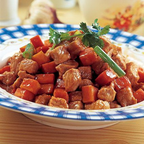 酱炒胡萝卜肉丁