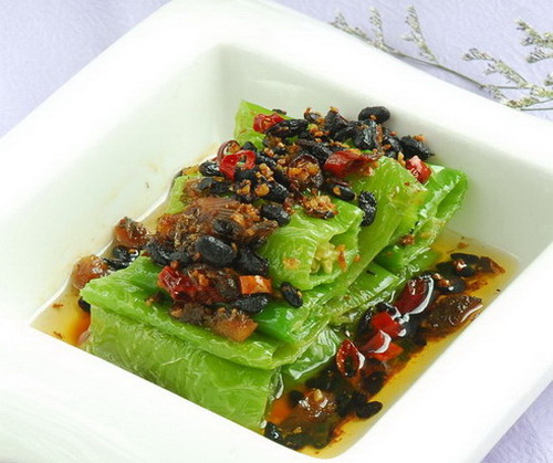 豆豉鲮鱼焖虎皮尖椒